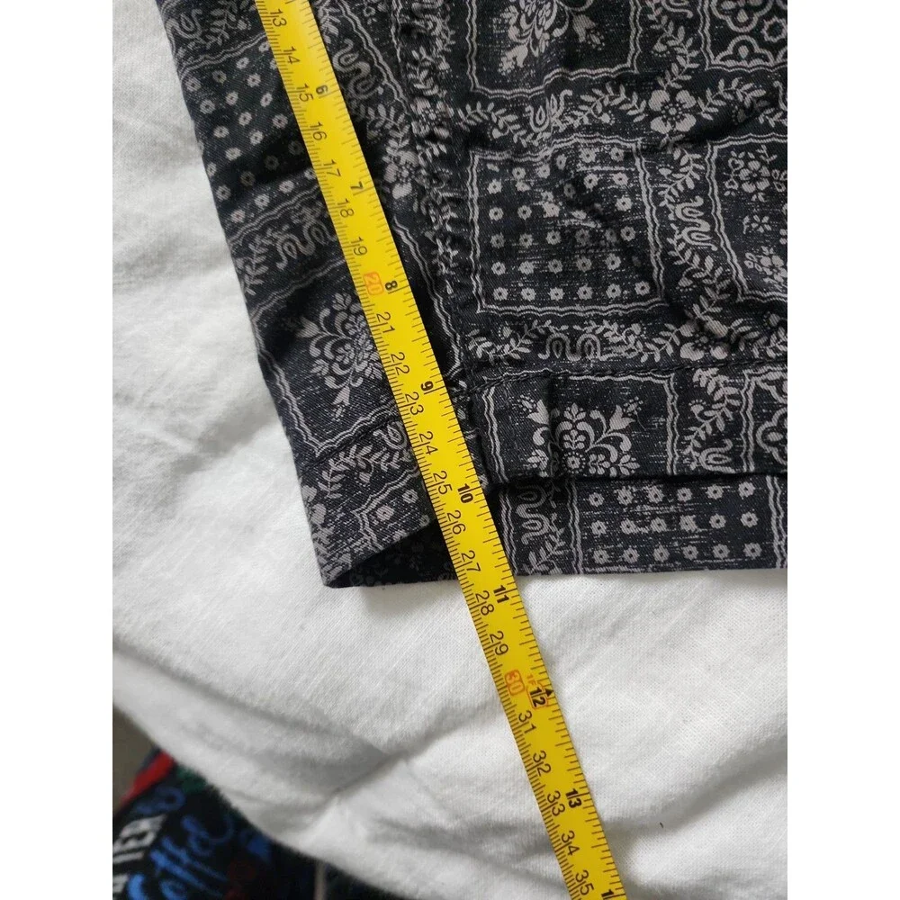 Reyn Spooner Uniqlo Cotton Chino Shorts Mens Size 33 Black AOP 10